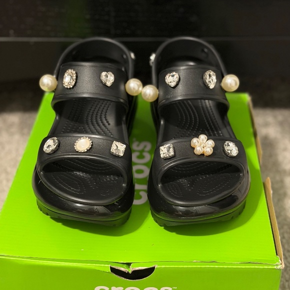 Crocs - Picture 2 of 4